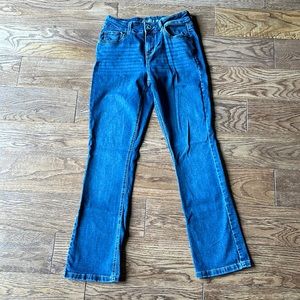 m jeans by Maurices mid rise size 2 jeans condition like brand new worn once